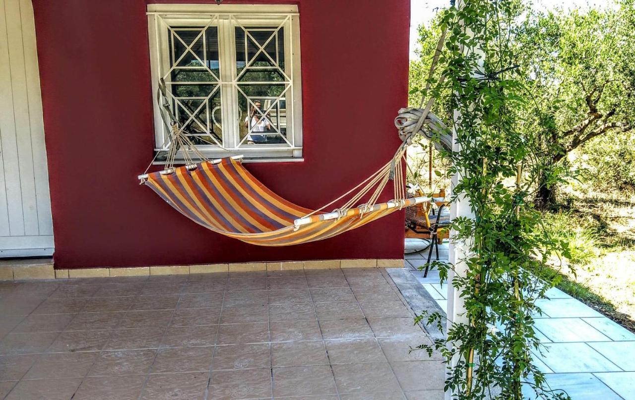 Olive Garden Guest House Kyparissia Esterno foto